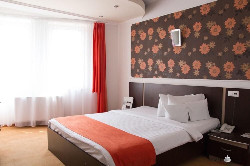 Silver Hotel Oradea Eksteriør billede