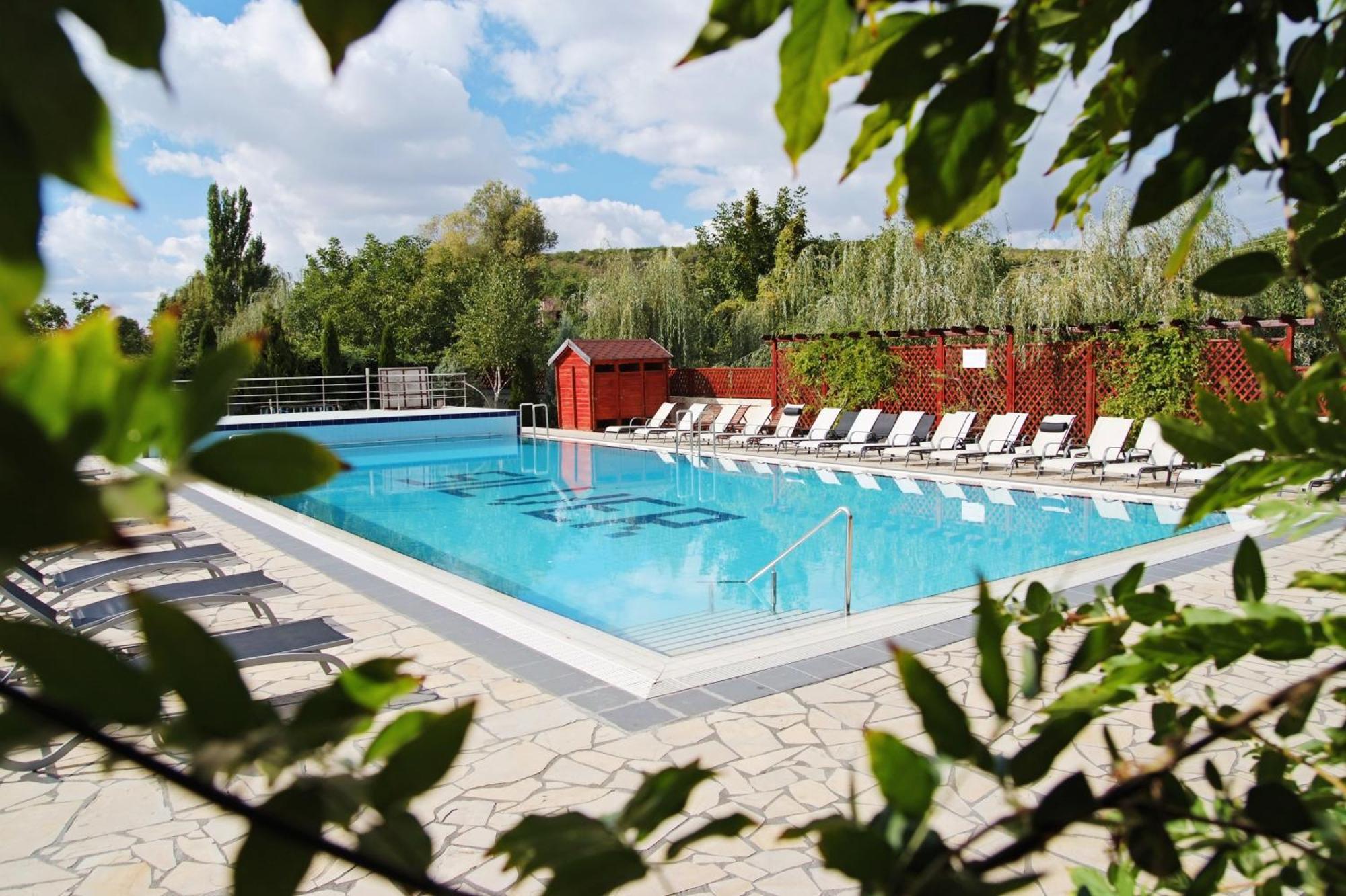 Silver Hotel Oradea Eksteriør billede