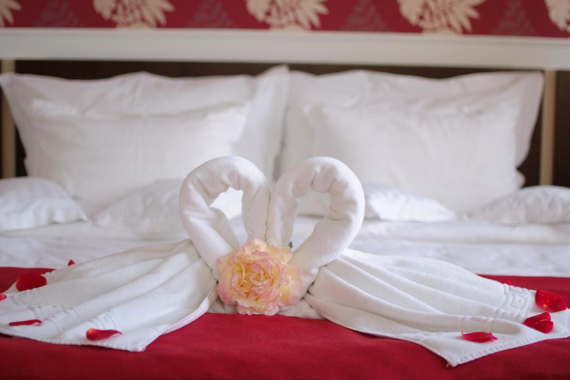 Silver Hotel Oradea Eksteriør billede